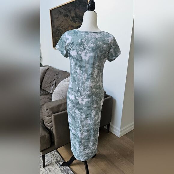 💝Short sleeve cottony midi crew neck short sleeve dress - Picture 2 of 5